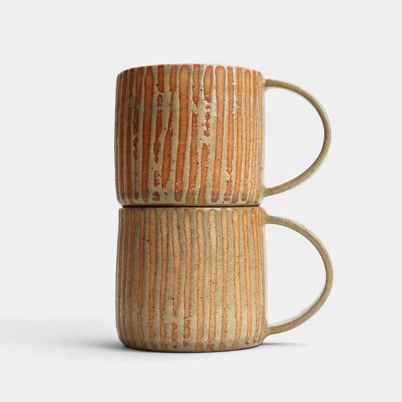 Tree hug mug