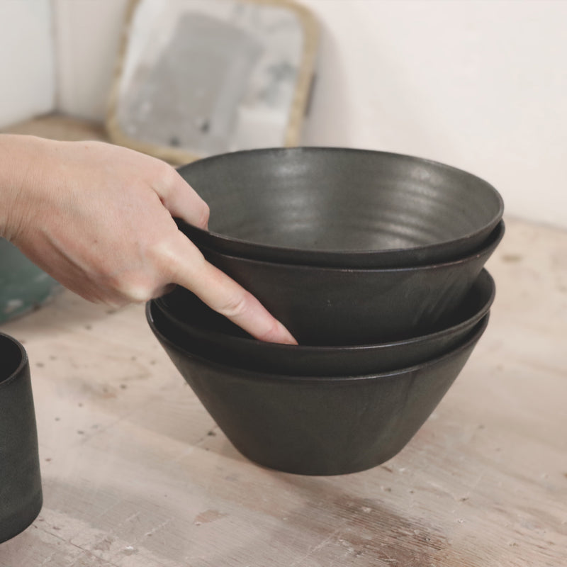 Ramen bowl with forest green glaze