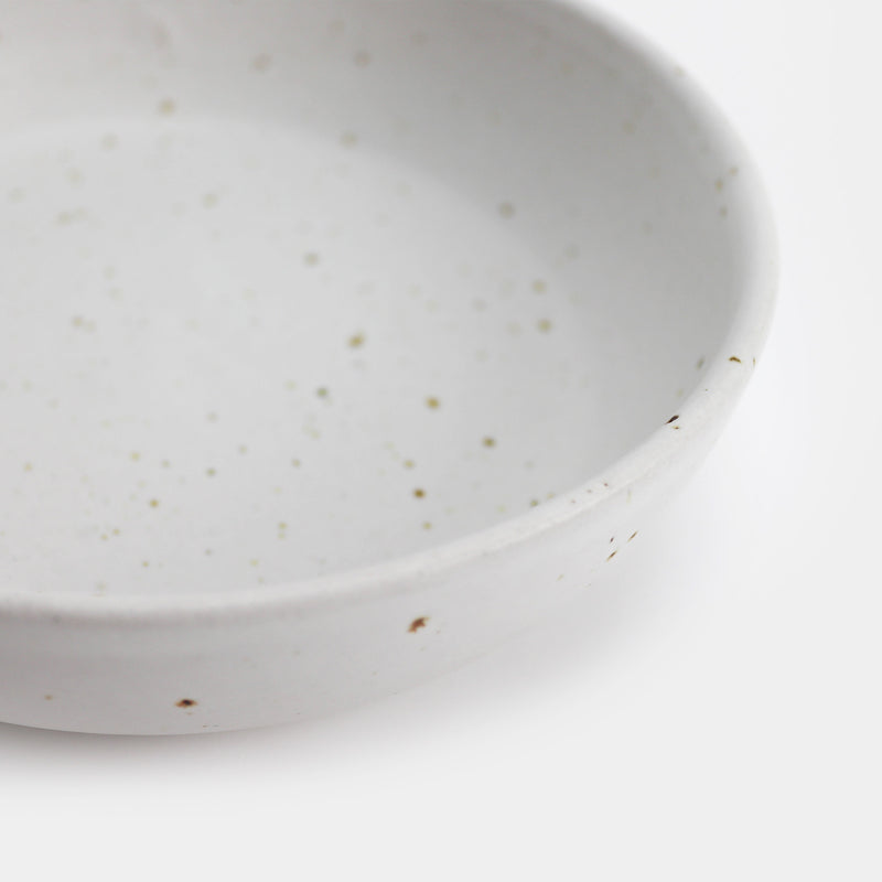 Everyday bowl in speckled white