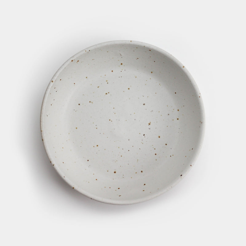 Everyday bowl in speckled white